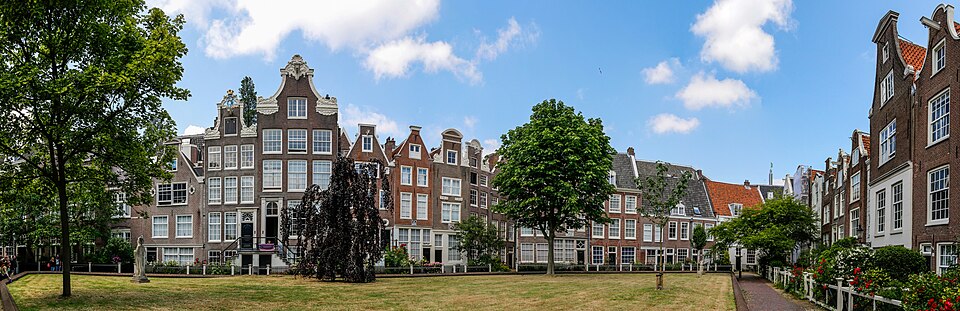Amsterdam: Amsterdam (NL), Begijnhof -- 2015 -- 7215-8