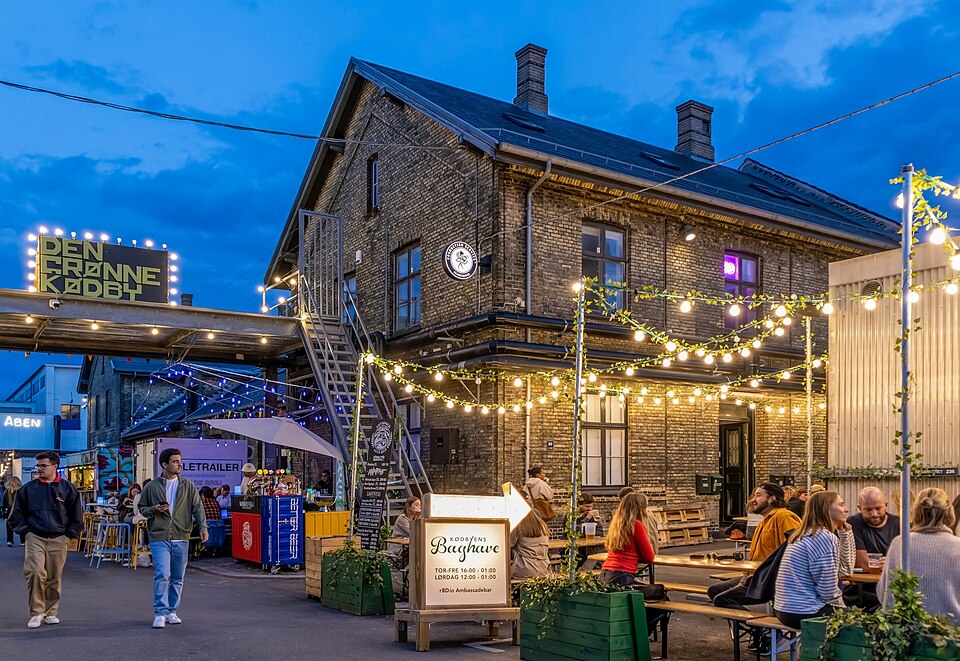 Copenaghen: Copenhagen, Kødbyen by night, September 2022