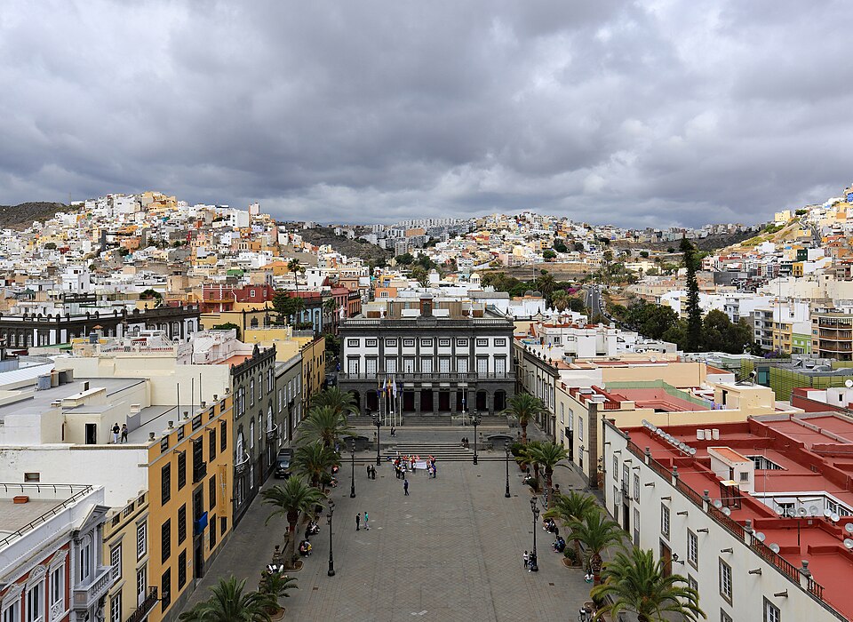 Gran Canaria: Plaza Mayor de Santa Ana, Las Palmas de Gran Canaria, May 2018