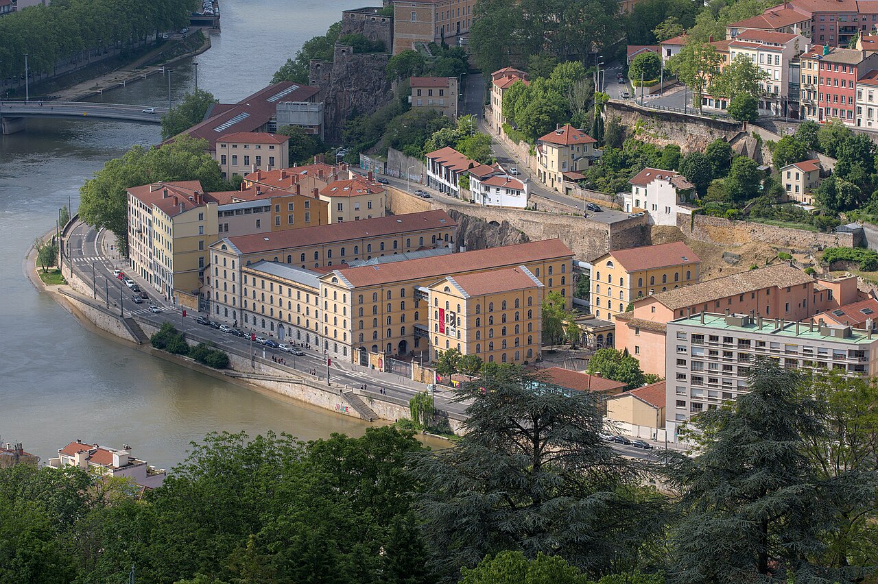 Lione